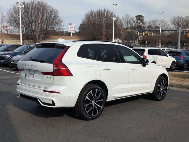 2025 Volvo XC60 Plus