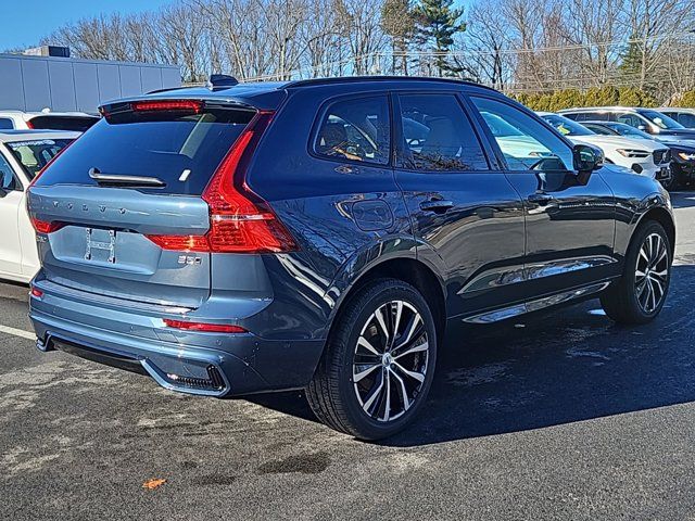 2025 Volvo XC60 Plus