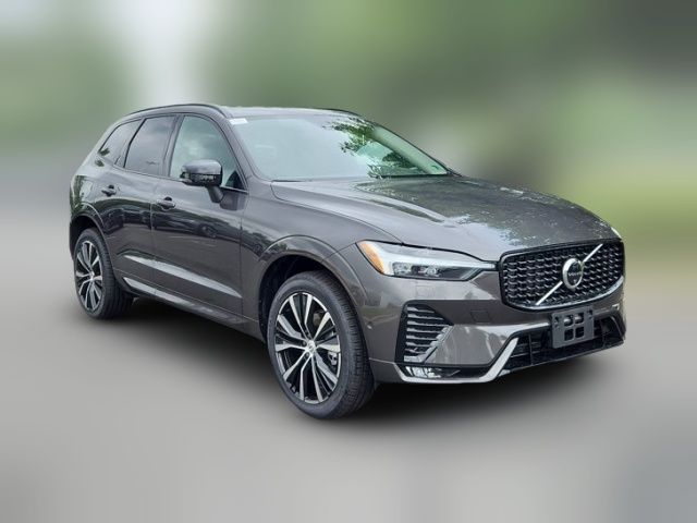 2025 Volvo XC60 Plus