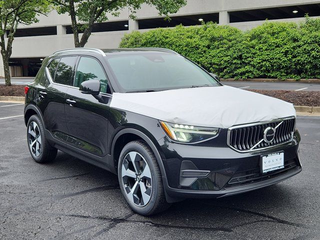 2025 Volvo XC60 Plus
