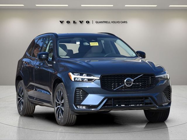 2025 Volvo XC60 Plus