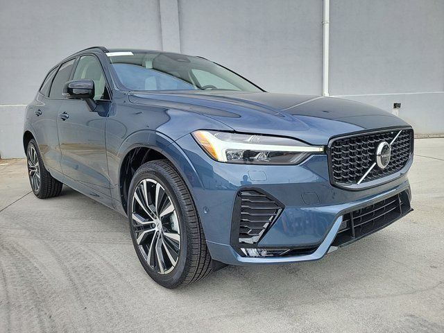 2025 Volvo XC60 Plus