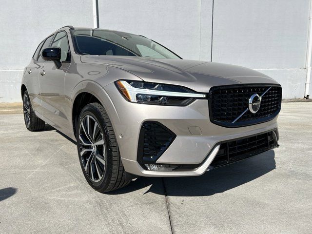 2025 Volvo XC60 Plus