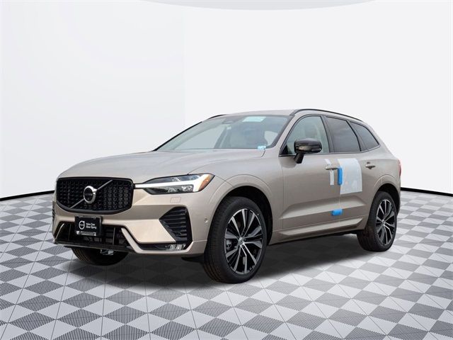 2025 Volvo XC60 Plus