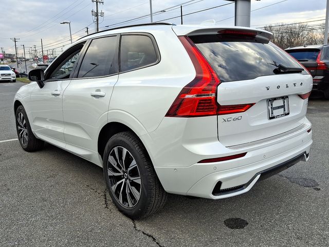 2025 Volvo XC60 Plus