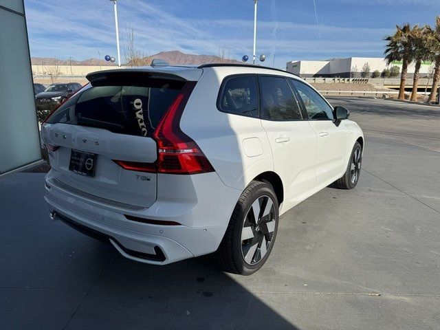 2025 Volvo XC60 Plug-In Hybrid Plus