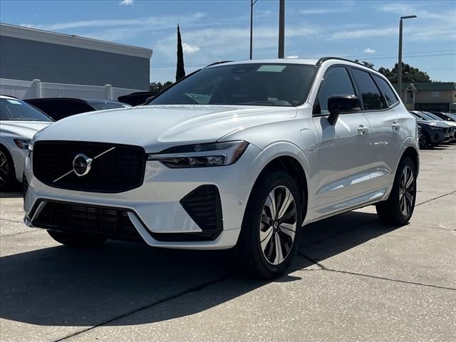 2025 Volvo XC60 Plug-In Hybrid Plus