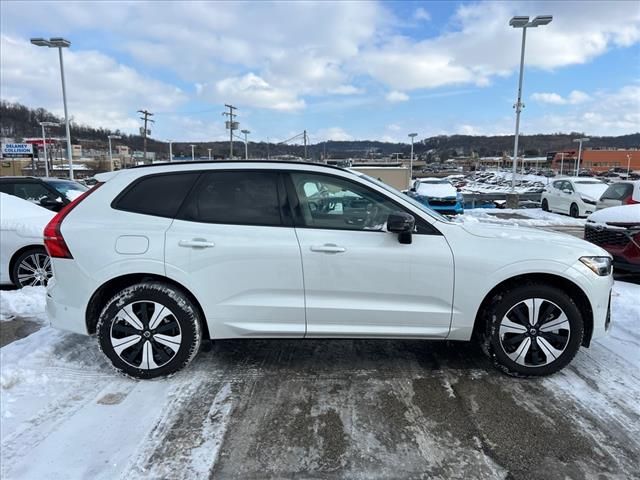 2025 Volvo XC60 Plug-In Hybrid Plus