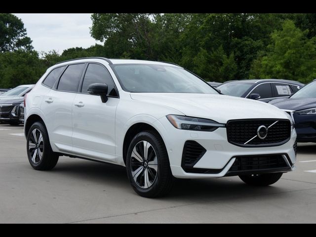 2025 Volvo XC60 Plug-In Hybrid Plus