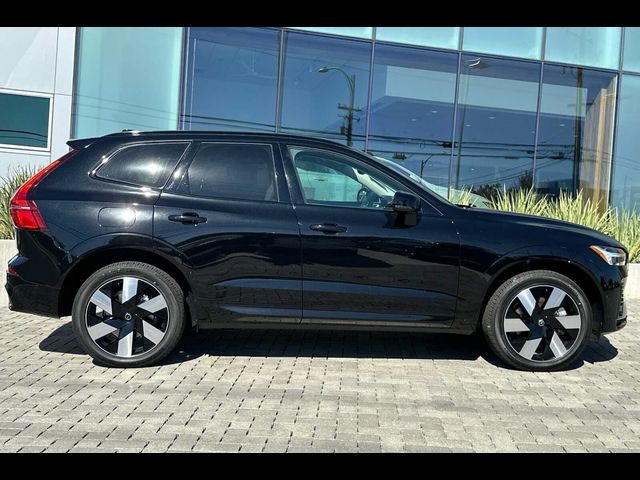 2025 Volvo XC60 Plug-In Hybrid Plus