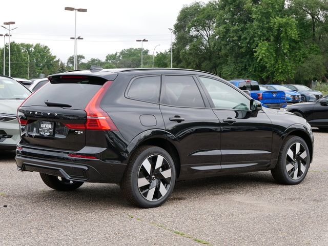 2025 Volvo XC60 Plug-In Hybrid Plus