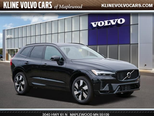 2025 Volvo XC60 Plug-In Hybrid Plus