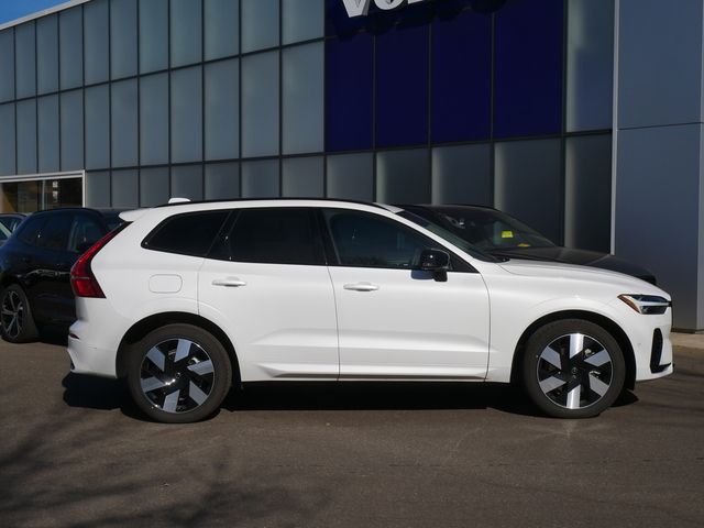 2025 Volvo XC60 Plug-In Hybrid Plus