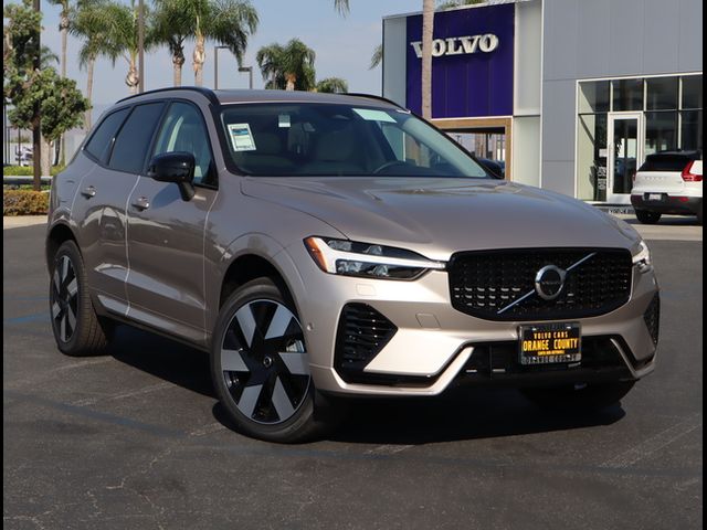 2025 Volvo XC60 Plug-In Hybrid Plus