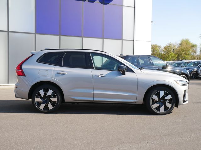 2025 Volvo XC60 Plug-In Hybrid Plus