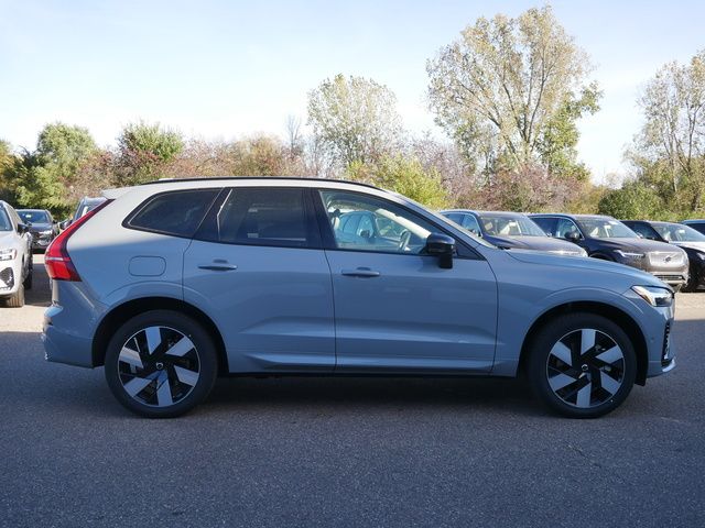 2025 Volvo XC60 Plug-In Hybrid Plus