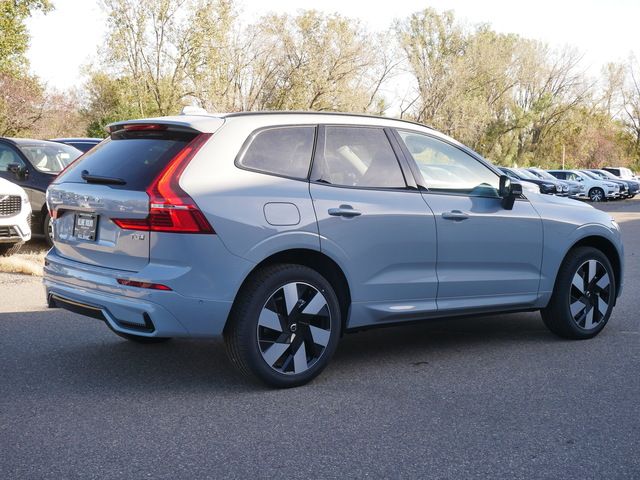 2025 Volvo XC60 Plug-In Hybrid Plus