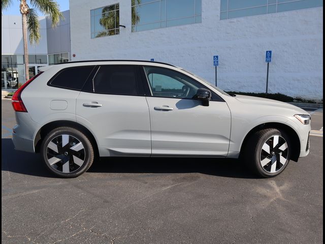 2025 Volvo XC60 Plug-In Hybrid Plus