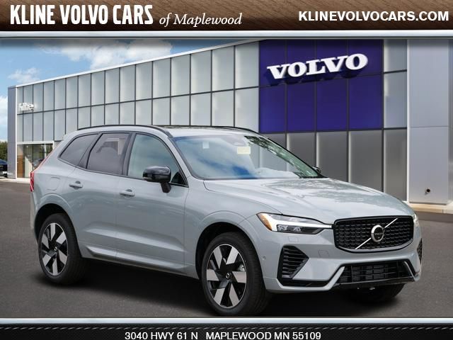 2025 Volvo XC60 Plug-In Hybrid Plus