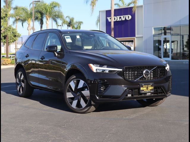 2025 Volvo XC60 Plug-In Hybrid Plus