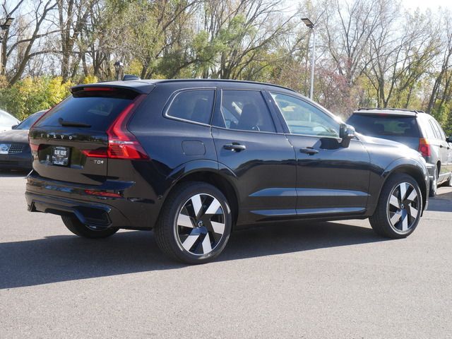 2025 Volvo XC60 Plug-In Hybrid Plus