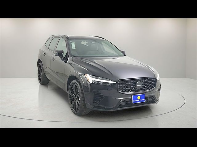 2025 Volvo XC60 Plug-In Hybrid Ultra Black Edition