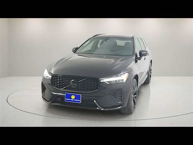 2025 Volvo XC60 Plug-In Hybrid Ultra Black Edition