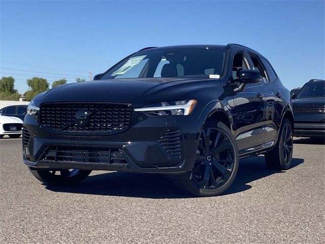 2025 Volvo XC60 Plug-In Hybrid Ultra Black Edition