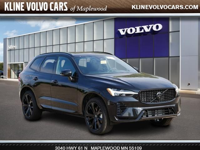 2025 Volvo XC60 Plug-In Hybrid Ultra Black Edition