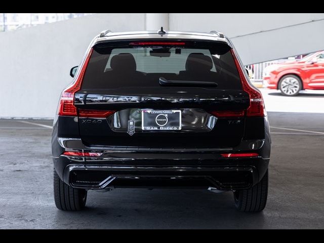 2025 Volvo XC60 Plug-In Hybrid Ultra Black Edition