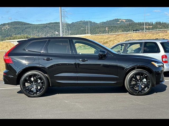 2025 Volvo XC60 Plug-In Hybrid Ultra Black Edition