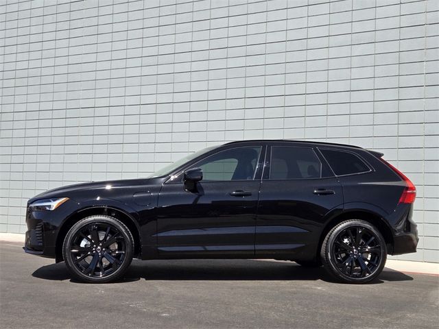 2025 Volvo XC60 Plug-In Hybrid Ultra Black Edition