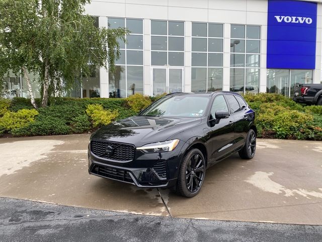 2025 Volvo XC60 Plug-In Hybrid Ultra Black Edition