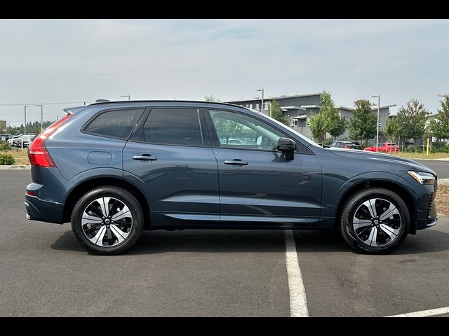 2025 Volvo XC60 Plug-In Hybrid Core