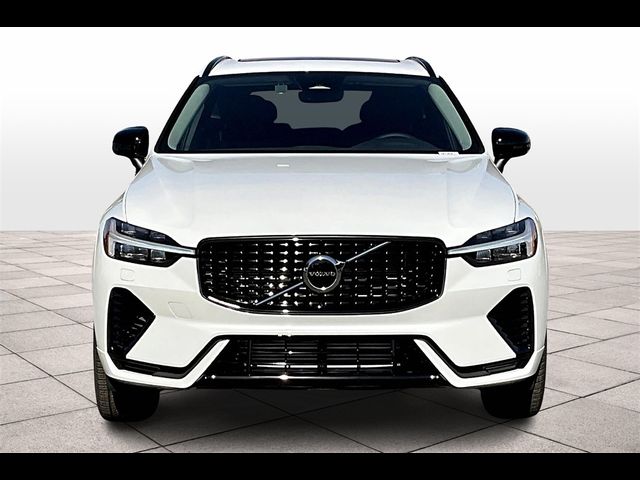 2025 Volvo XC60 Plug-In Hybrid Core