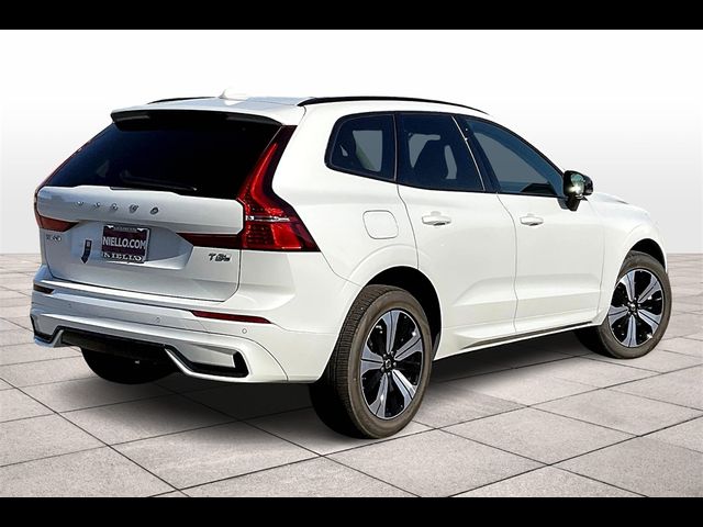 2025 Volvo XC60 Plug-In Hybrid Core