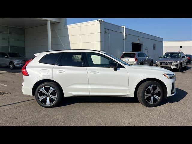 2025 Volvo XC60 Plug-In Hybrid Core