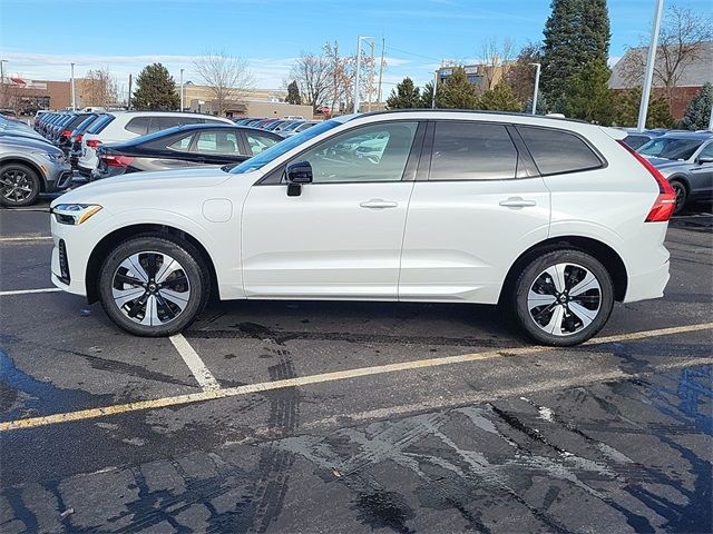 2025 Volvo XC60 Plug-In Hybrid Core