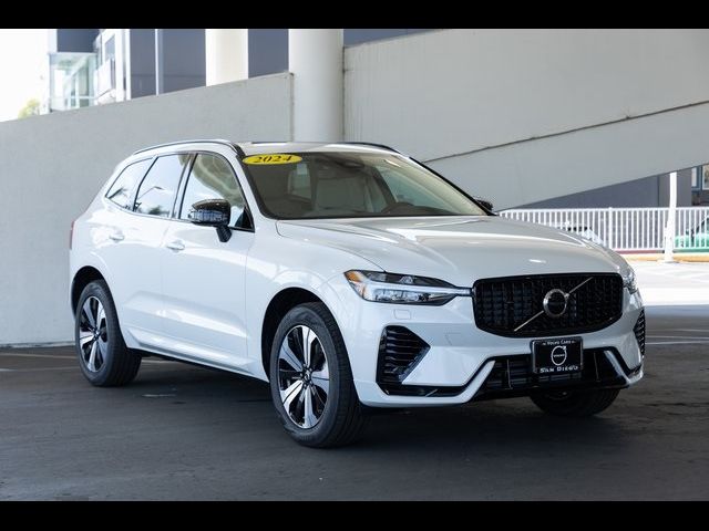 2025 Volvo XC60 Plug-In Hybrid Core