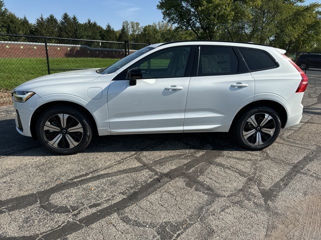 2025 Volvo XC60 Plug-In Hybrid Core