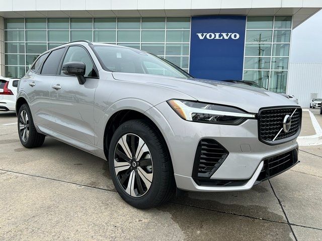 2025 Volvo XC60 Plug-In Hybrid Core