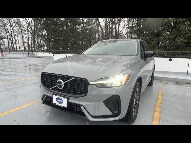 2025 Volvo XC60 Plug-In Hybrid Core