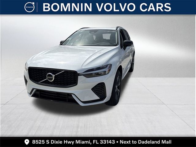 2025 Volvo XC60 Plug-In Hybrid Core