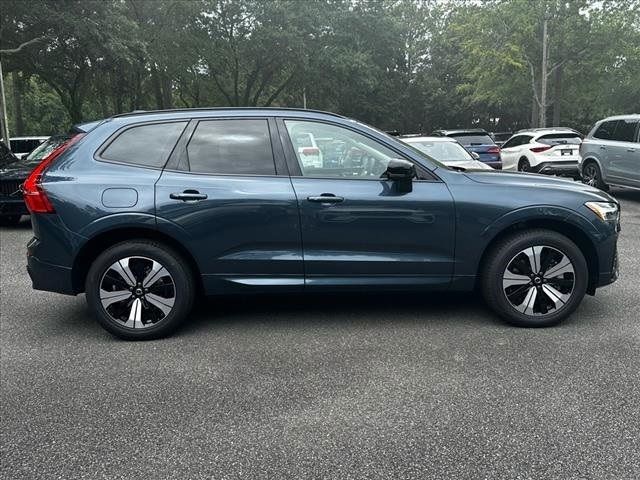 2025 Volvo XC60 Plug-In Hybrid Core