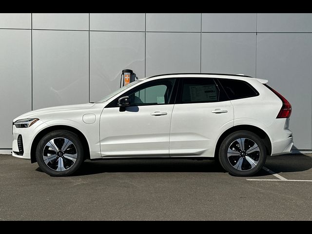 2025 Volvo XC60 Plug-In Hybrid Core