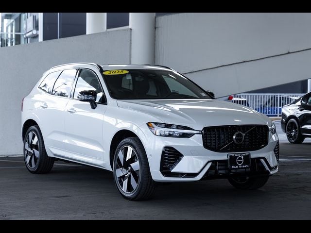 2025 Volvo XC60 Plug-In Hybrid Ultra