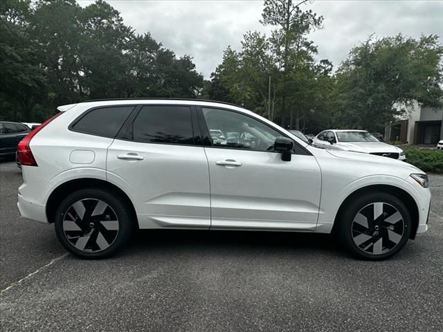 2025 Volvo XC60 Plug-In Hybrid Ultra