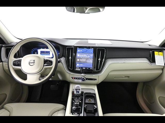 2025 Volvo XC60 Plug-In Hybrid Ultra