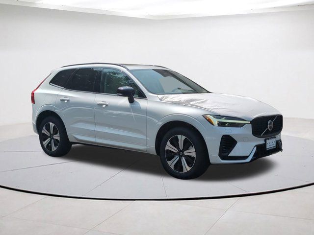 2025 Volvo XC60 Plug-In Hybrid Core