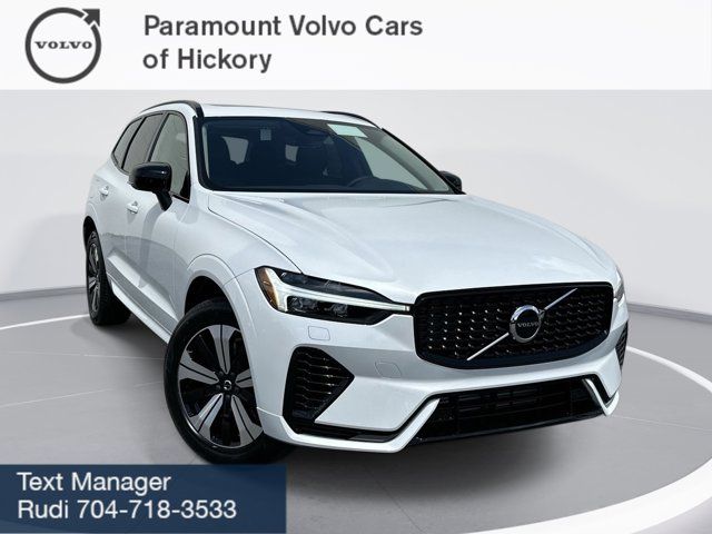 2025 Volvo XC60 Plug-In Hybrid Core